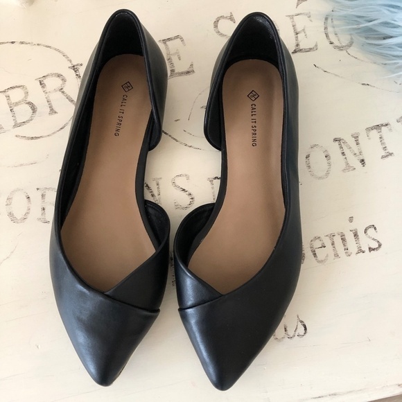 Black Flats, Slip Ons, Pointed Toe, Gold Colour Trim, Nice Condition - Picture 5 of 15